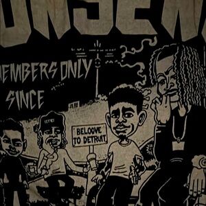 ROMWE Aesthetic Graphic Tee in Black and Blue